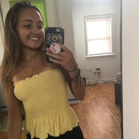 Meet your Posher, Kara - Picture 1 of 1